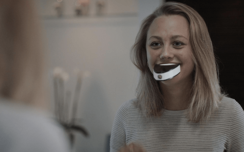 Lår Bedst Charlotte Bronte UNOBRUSH Launches An Anti-Cavity Toothbrush That Brushes Your Teeth in 6  Seconds - AllTopStartups